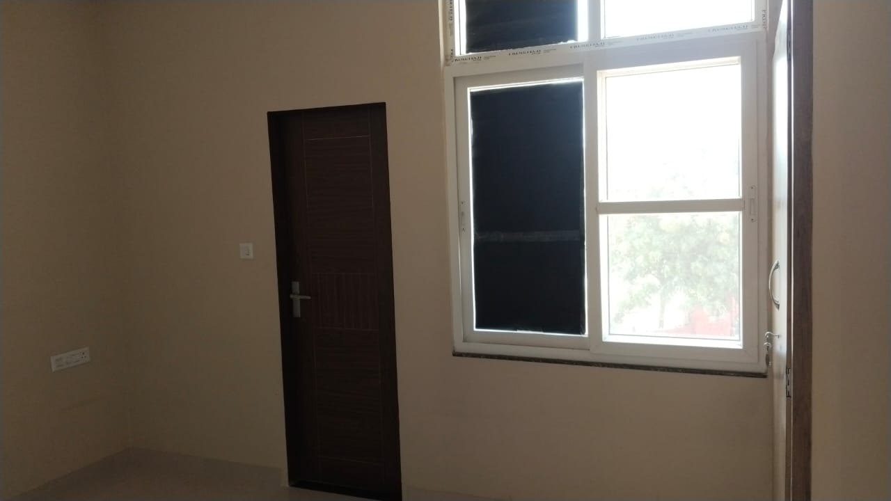 Spacious 4BHK Flat 2 Floor for Rent in Mansarovar, Jaipur-Mansarover-Jaipur